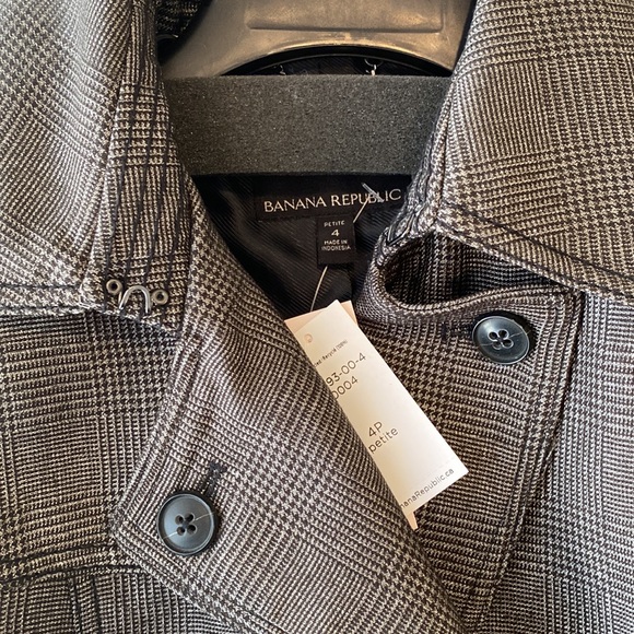Banana Republic Coat Size 4 petite - Picture 2 of 5